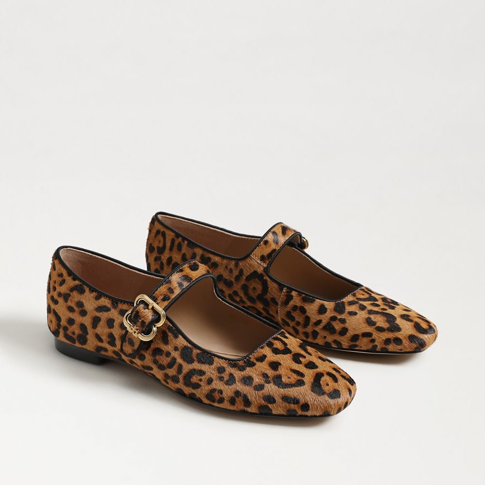 Michaela Mary Jane Flat