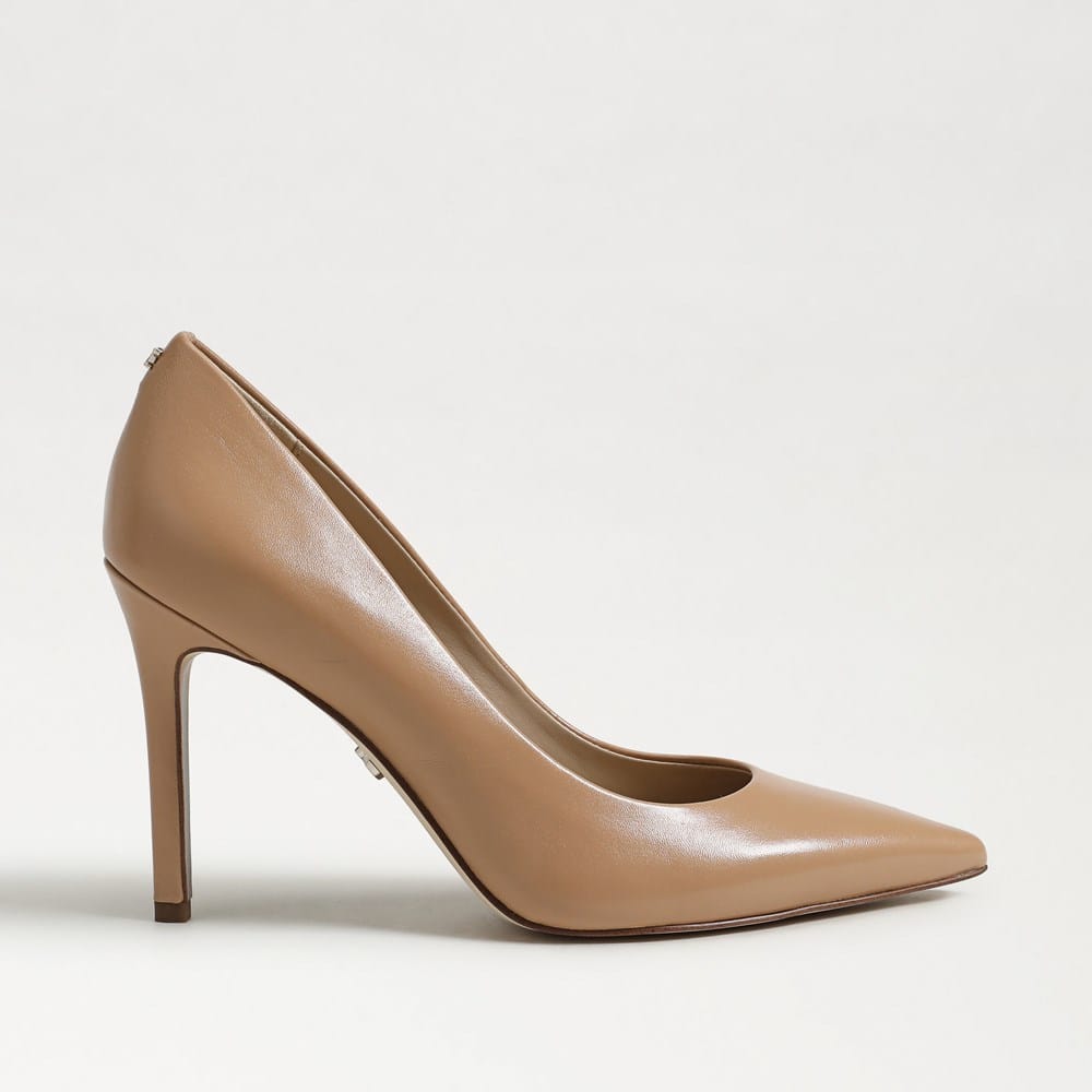 Hazel Pointed Toe Pump - Image 2