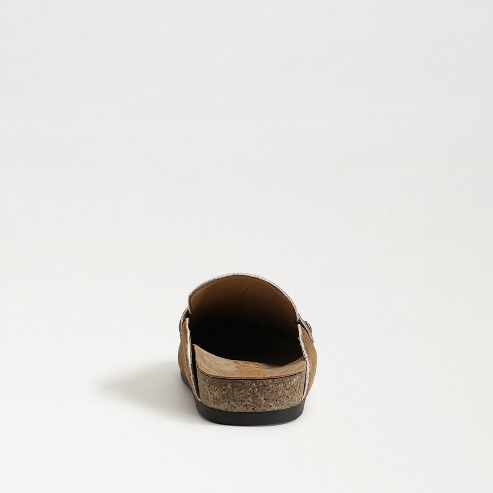 Astrid Mule - Image 5