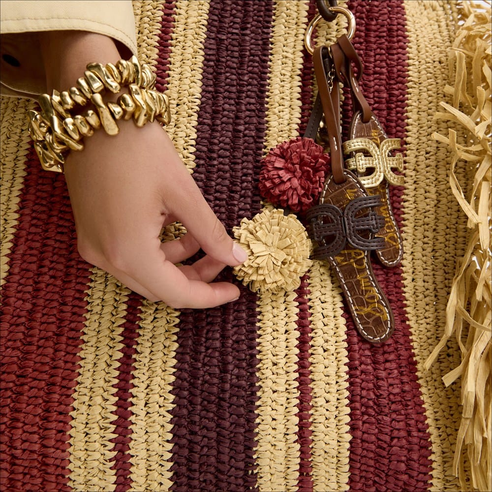 Bay Charm - Image 3