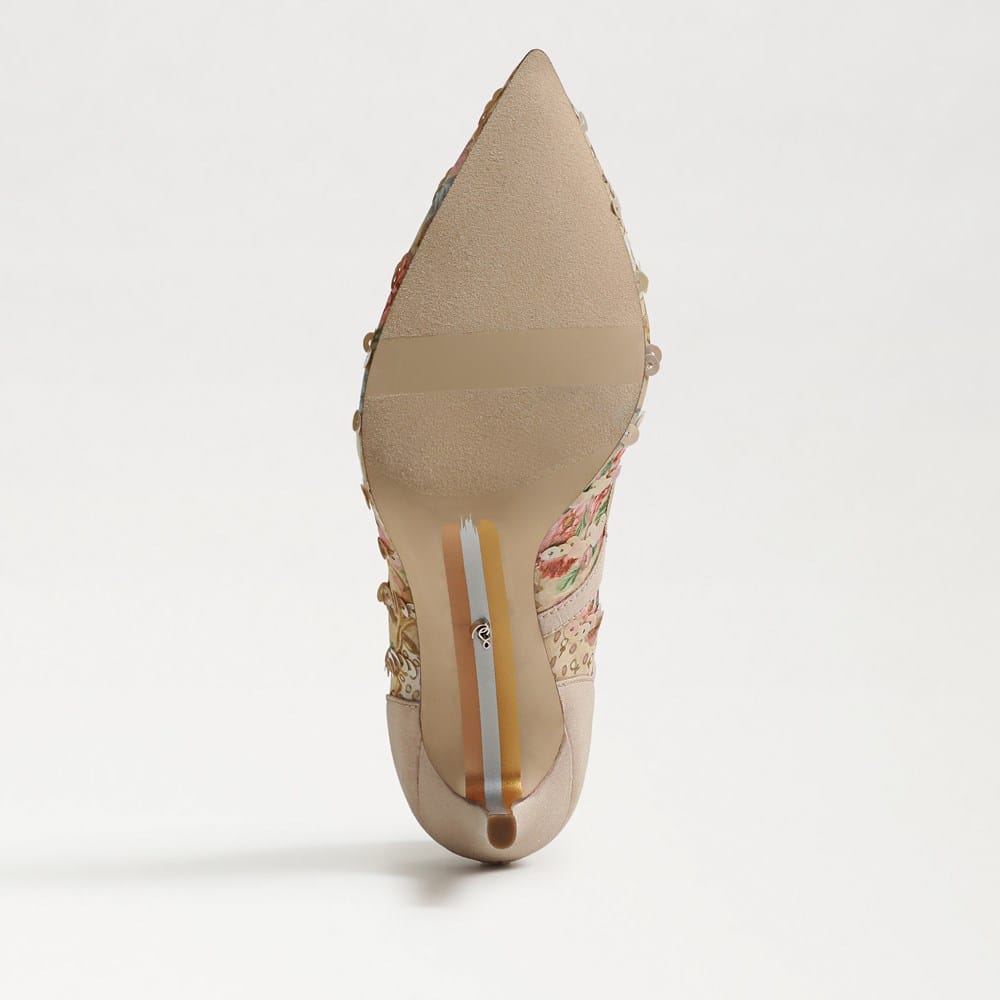 Hazel Riviera Pointed Toe Pump - Image 6