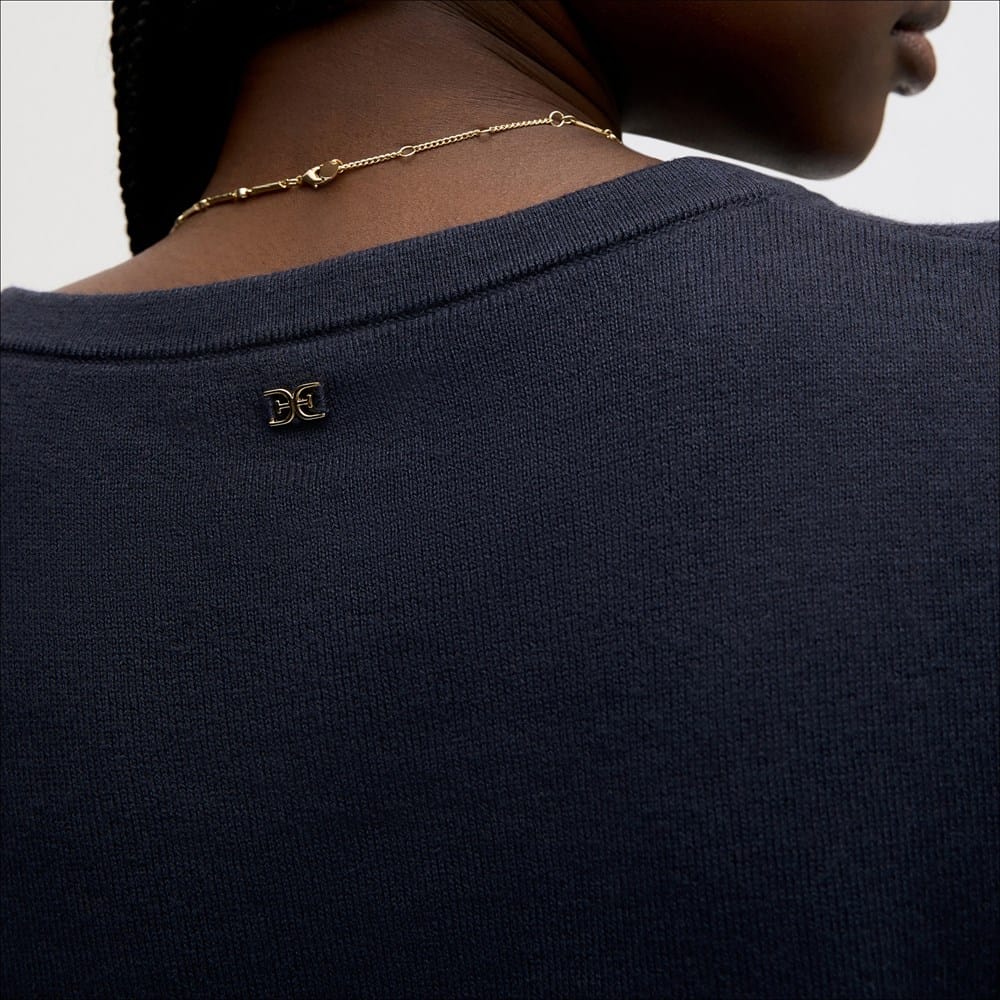 V-Neck Short Sleeve Sweater - Image 7