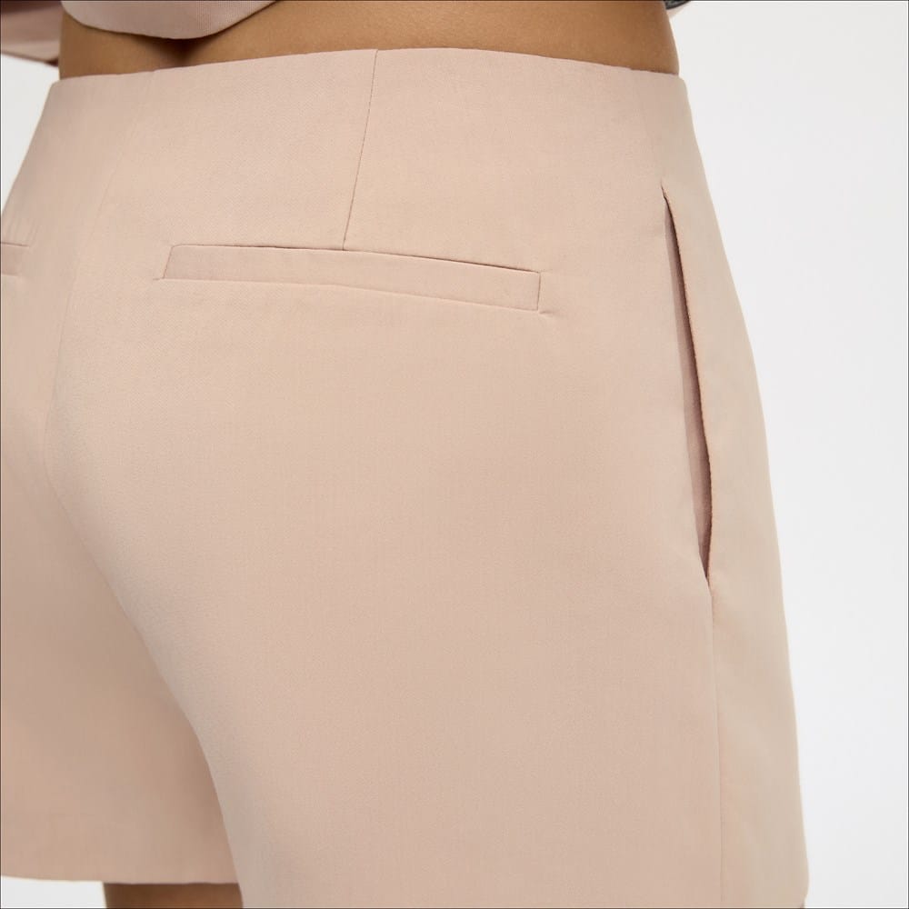 Front Seam Short - Image 6