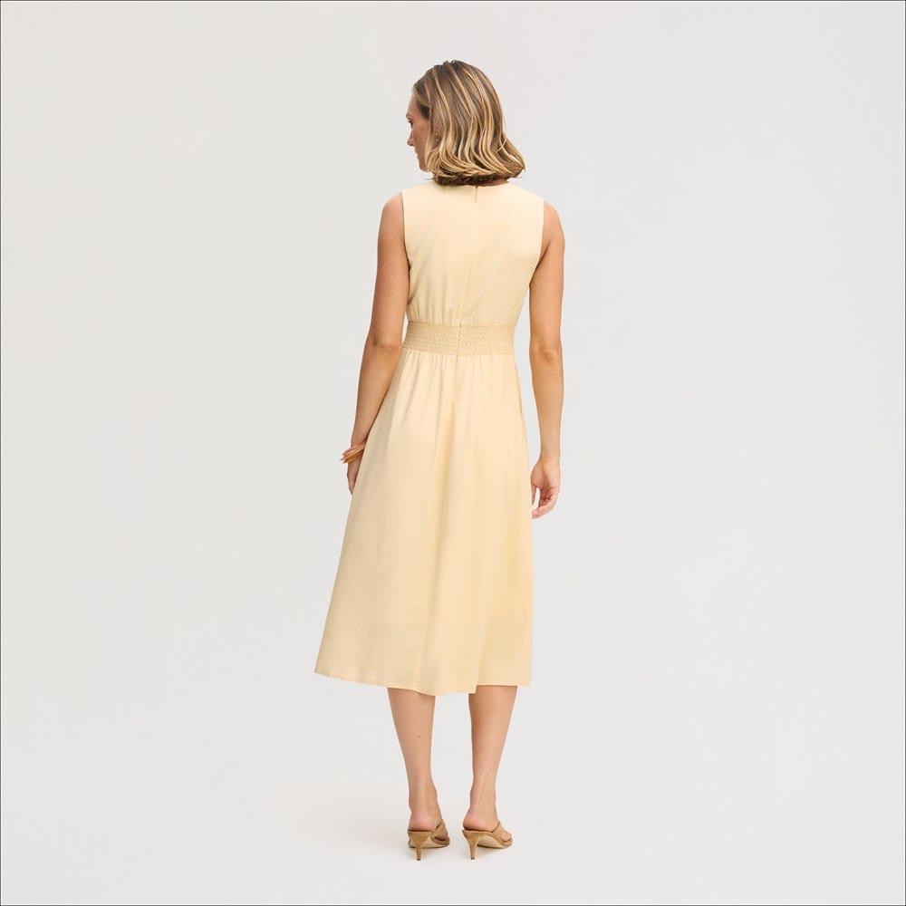 Pin Tuck Solid Midi Dress - Image 4